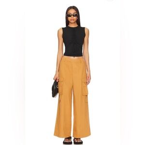 Superdown Women's Khaki Brown Cargo Pants